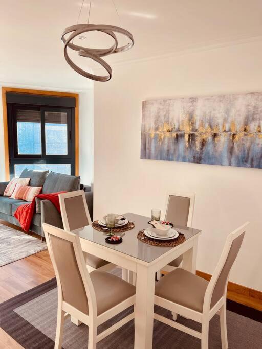 Apartamento Centrico Y De Diseno Con Parking Vigo Exterior foto